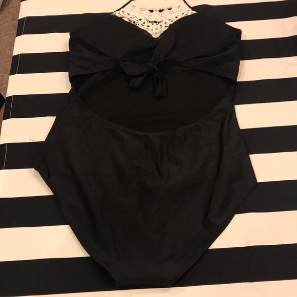 New Lalavava one piece black swimsuit size XL - Picture 6 of 8